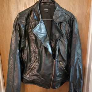 🥰Torrid 🥰faux leather moto jacket